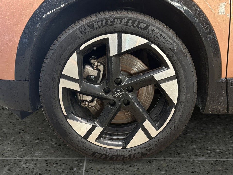 Opel Grandland-e 73 GS Sky 5d