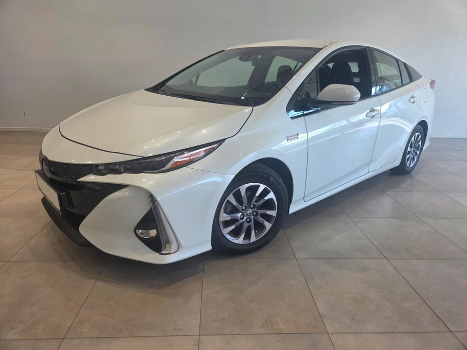 Toyota Prius 1,8 Plug-in Hybrid H4 MDS 5d