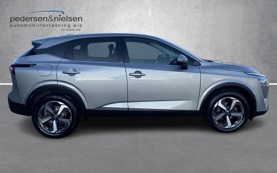 Nissan Qashqai 1,3 mHEV N-Connecta X-tr. 5d
