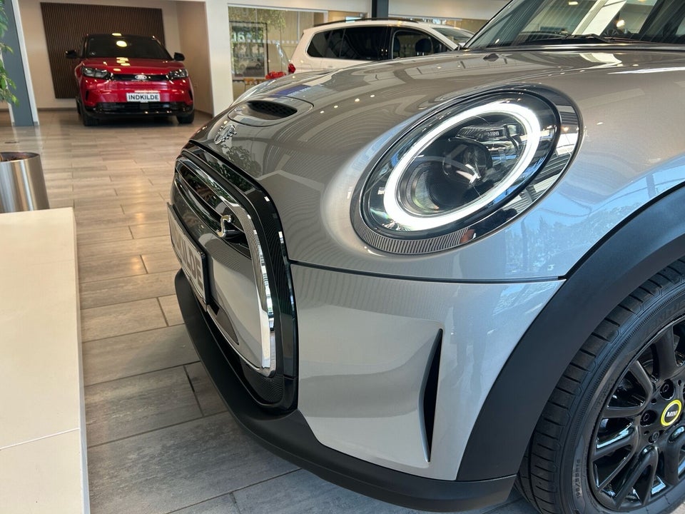 MINI Cooper SE Edition Premium 3d