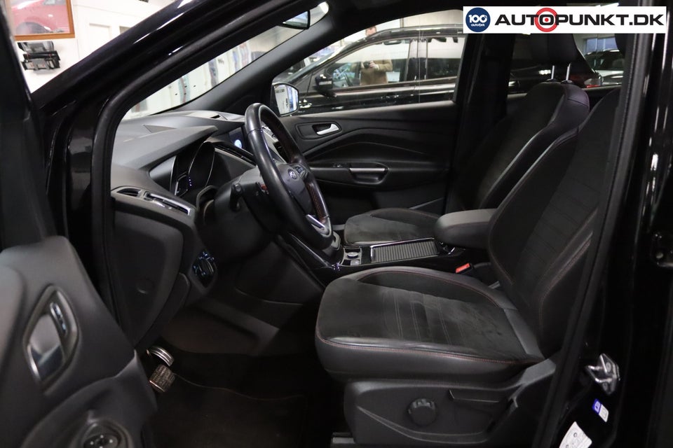 Ford Kuga 1,5 TDCi 120 ST-Line aut. 5d