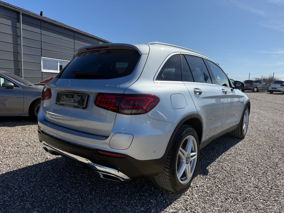 Mercedes GLC300 de 2,0 aut. 4Matic 5d