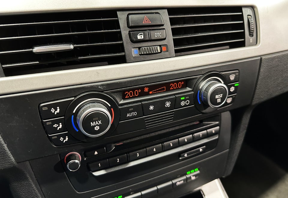 BMW 318d 2,0 Touring 5d