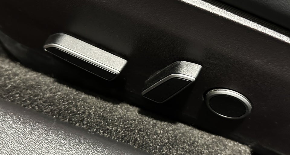 Tesla Model 3 Long Range AWD 4d