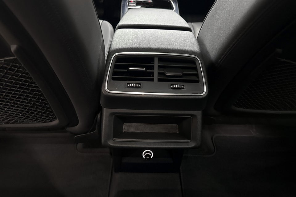 Audi e-tron 55 Advanced quattro 5d