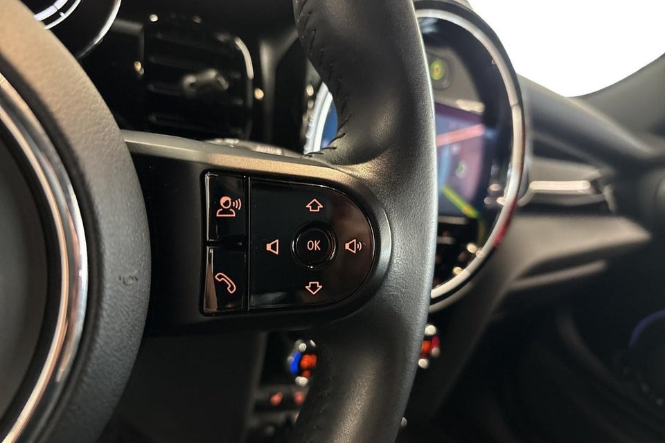 MINI Cooper SE Classic Trim 3d