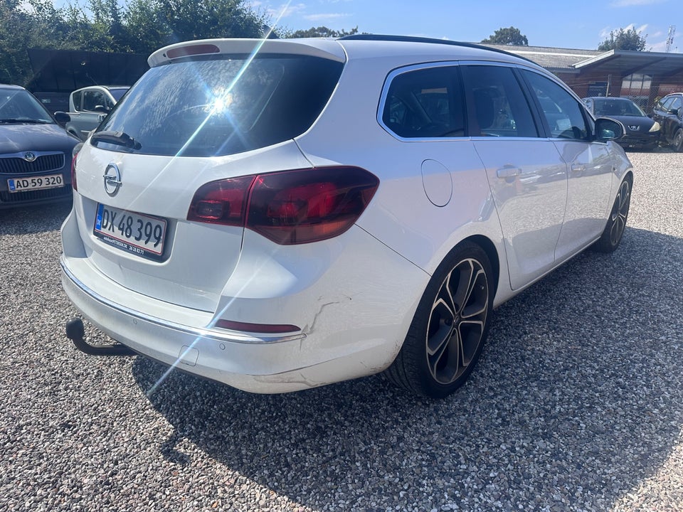 Opel Astra 1,6 CDTi 136 Enjoy Sports Tourer 5d