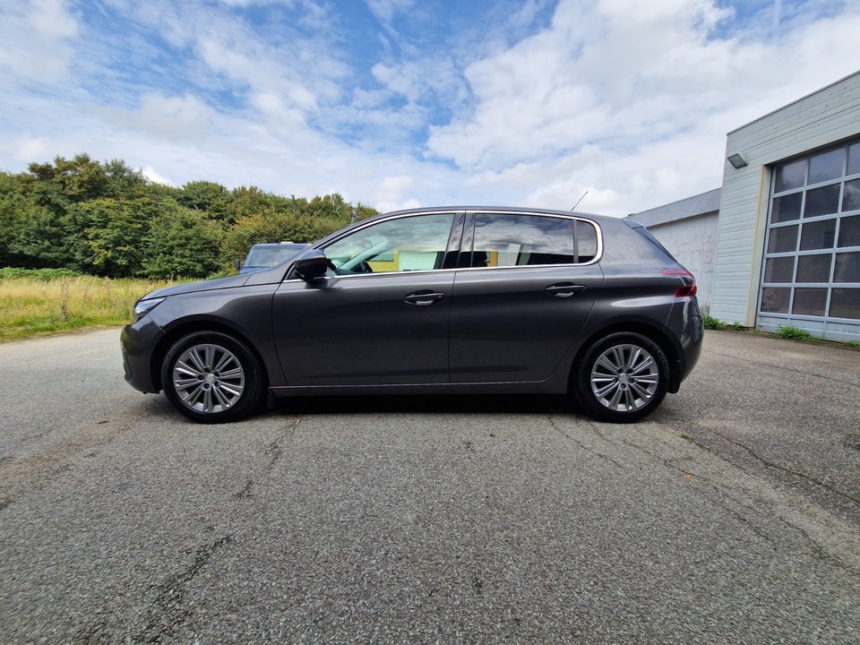 Peugeot 308 1,5 BlueHDi 130 Active 5d