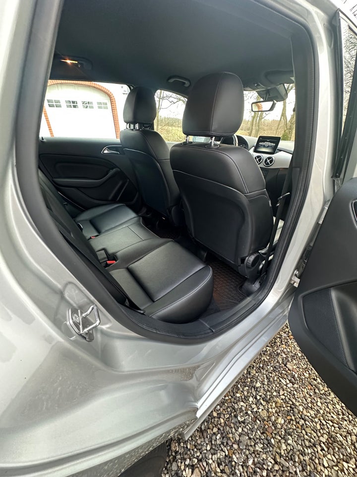 Mercedes B200 d 2,2 Business aut. 5d