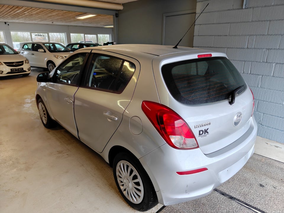 Hyundai i20 1,25 Classic XTR 5d