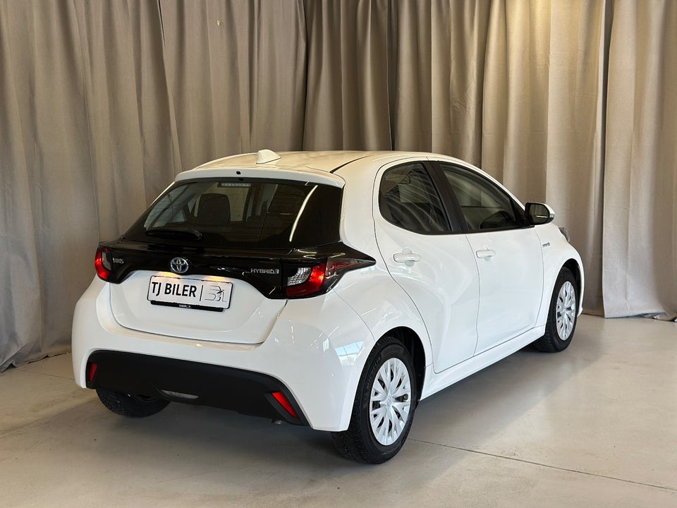 Toyota Yaris 1,5 Hybrid Active e-CVT 5d