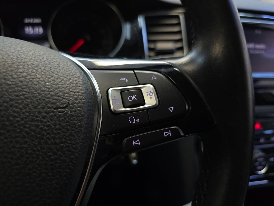 VW Golf Sportsvan 1,6 TDi 110 Comfortline DSG BMT 5d