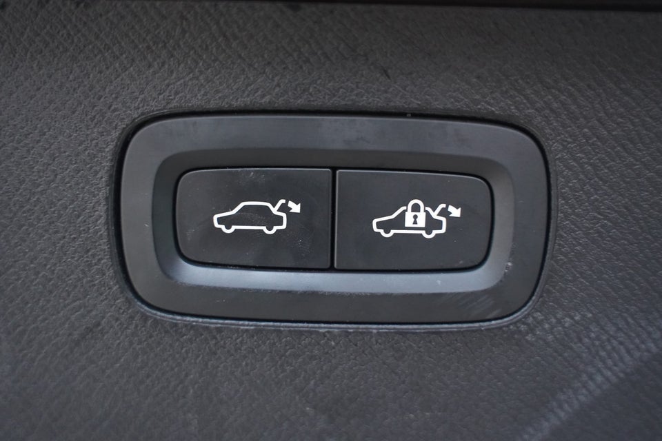 Volvo XC90 2,0 T8 ReCharge Inscription aut. AWD Van 5d