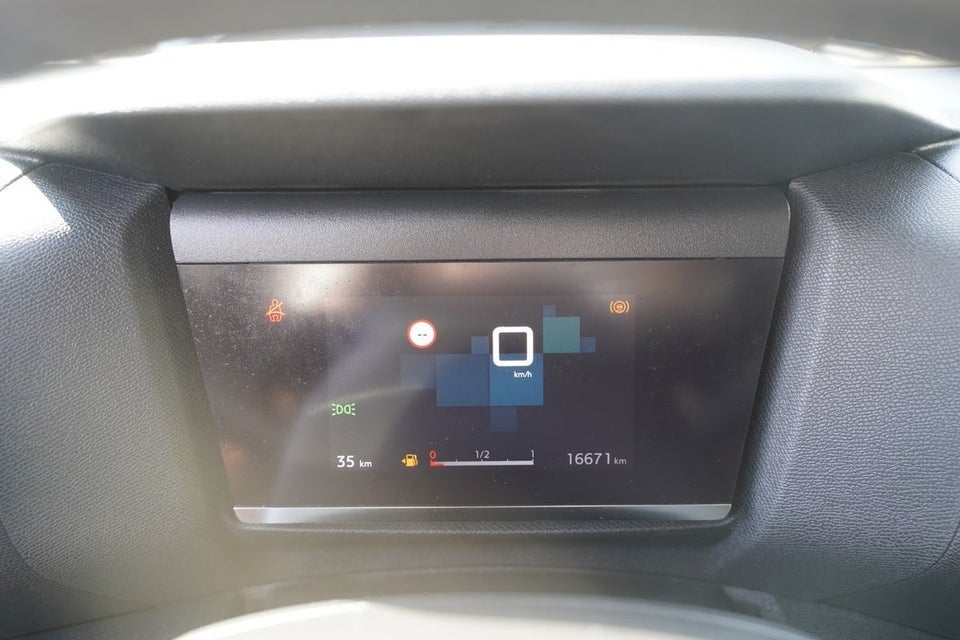 Citroën C4 1,2 PureTech 100 Iconic 5d