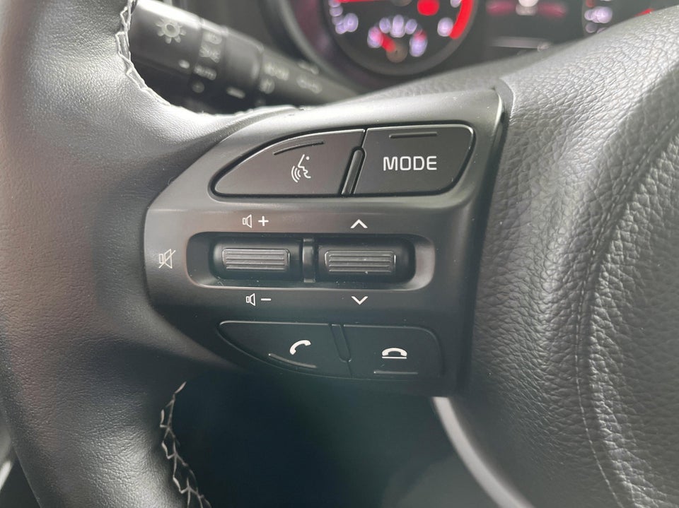 Kia Picanto 1,0 Prestige Upgrade AMT 5d