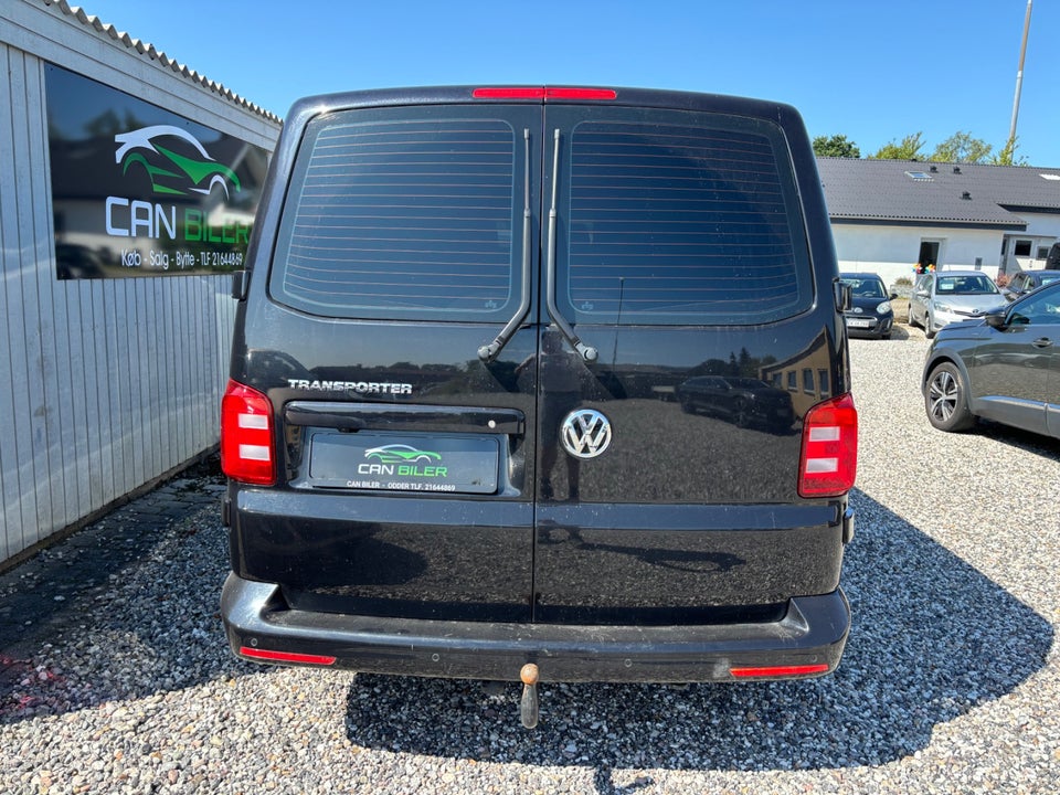 VW Transporter 2,0 TDi 150 Kassevogn DSG lang