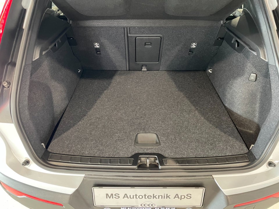 Volvo XC40 1,5 T4 ReCharge R-Design aut. 5d