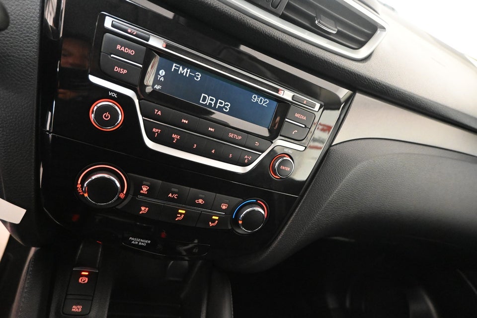 Nissan Qashqai 1,2 Dig-T 115 Visia 5d