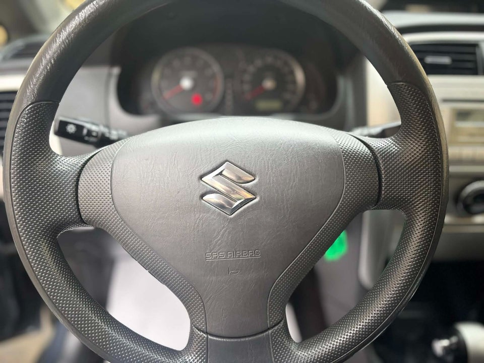 Suzuki Liana 1,6 GL aut. 5d