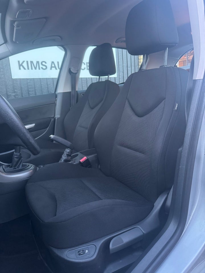 Peugeot 308 1,6 HDi 92 Access 5d