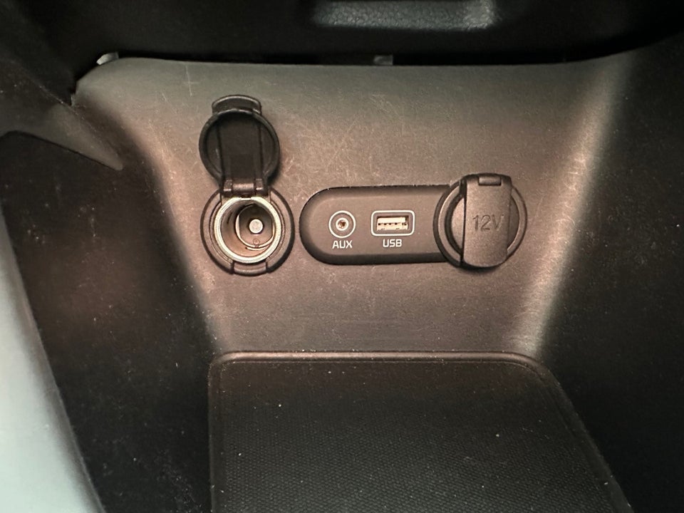 Kia Ceed 1,6 CRDi 136 Style 5d