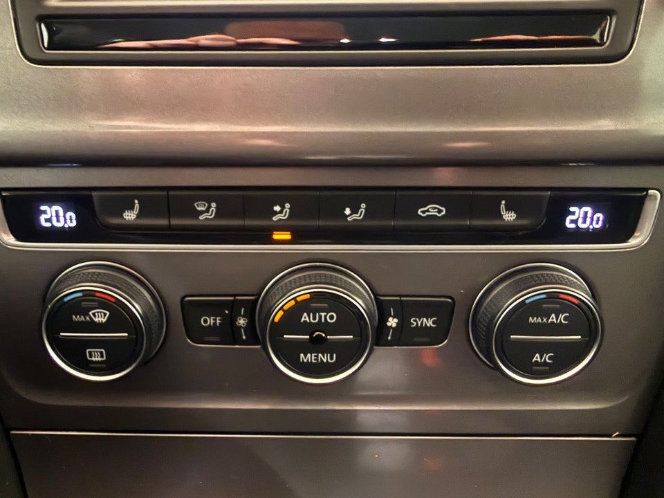 VW Golf VII 1,0 TSi 115 Style BlueMotion DSG 5d