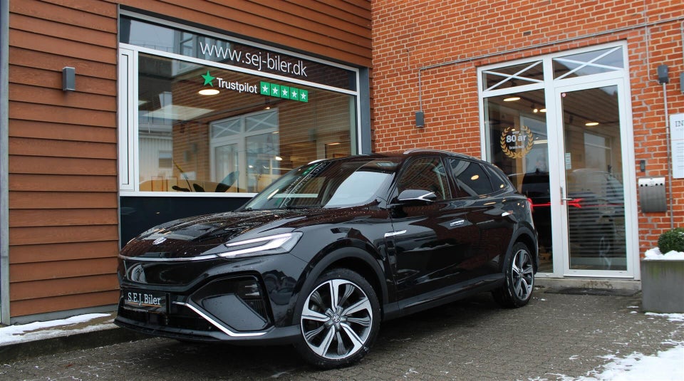 MG Marvel R Luxury 5d