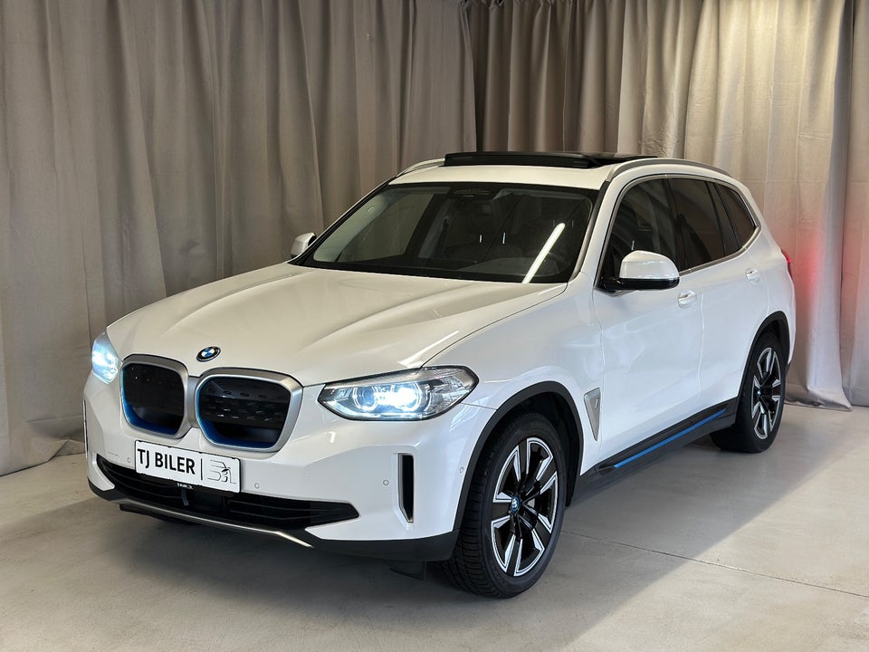 BMW iX3 Charged 5d
