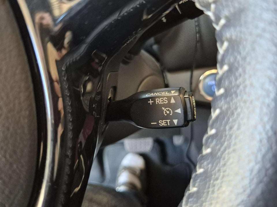 Toyota Yaris 1,5 Hybrid H3 Limited e-CVT 5d