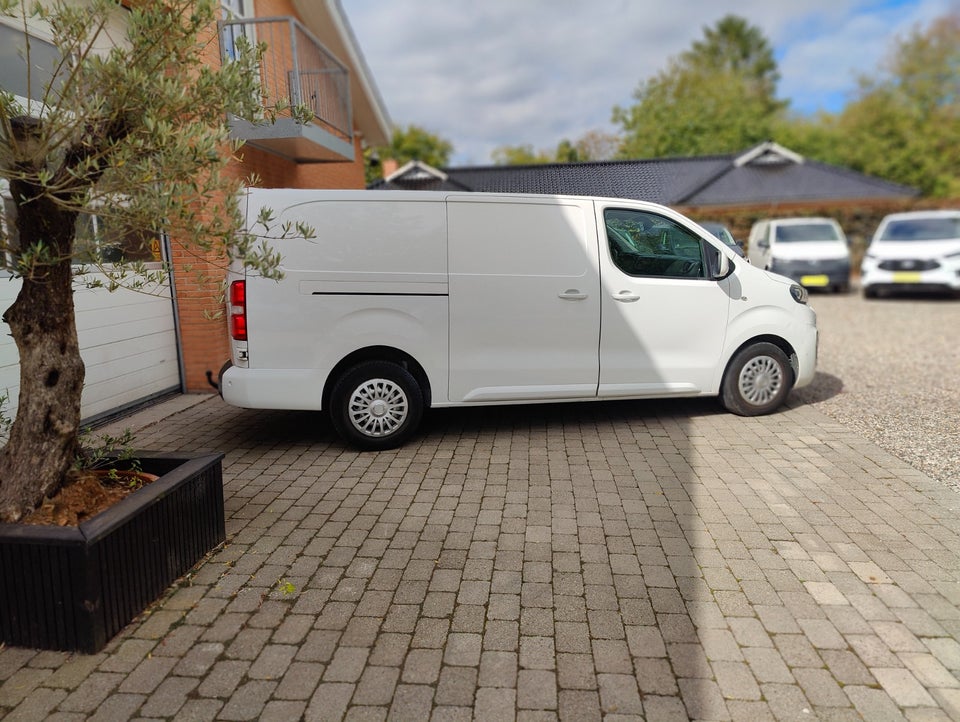 Peugeot Expert 2,0 BlueHDi 177 L3 Ultimate EAT8 Van