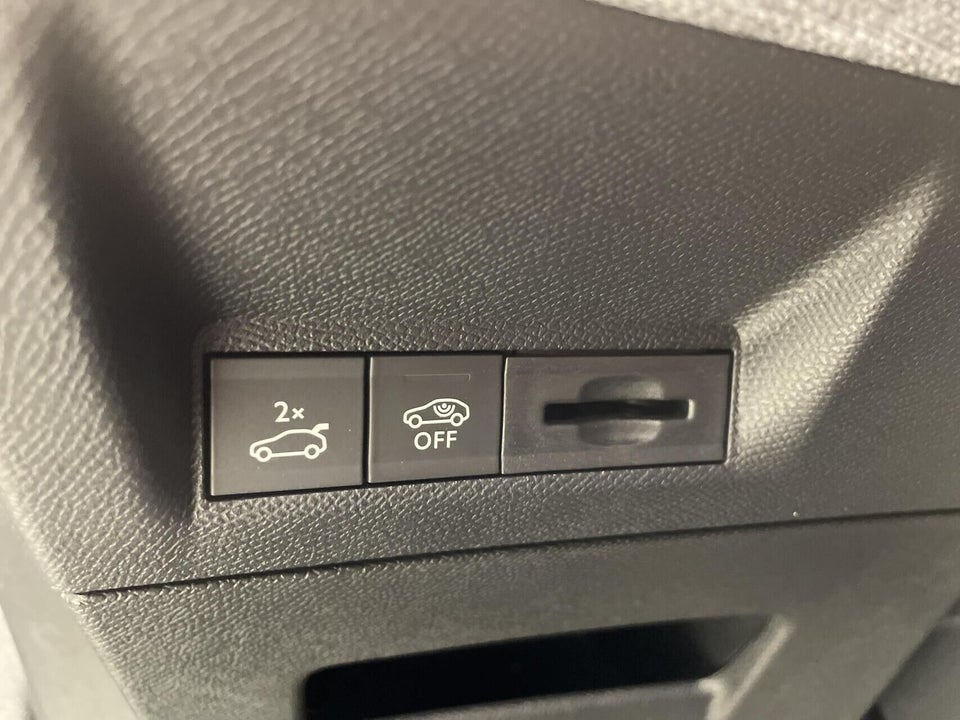 Peugeot e-5008 77 GT Pack 7prs 5d