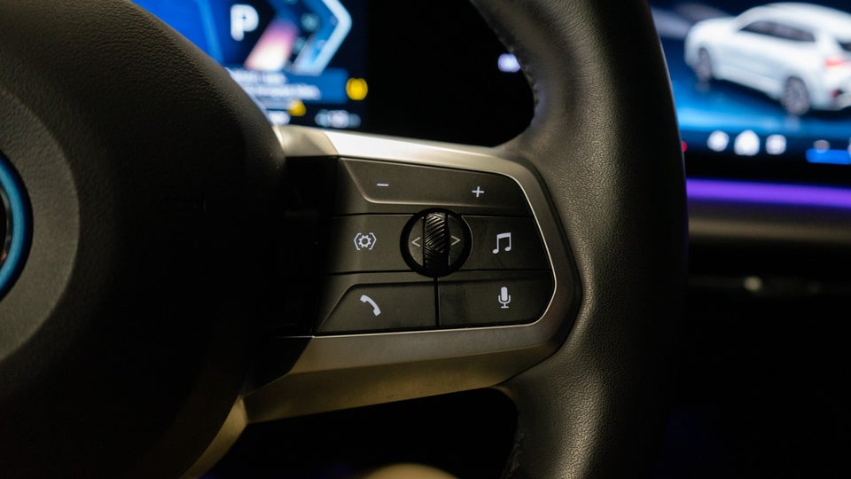 BMW iX1 eDrive20 M-Sport 5d