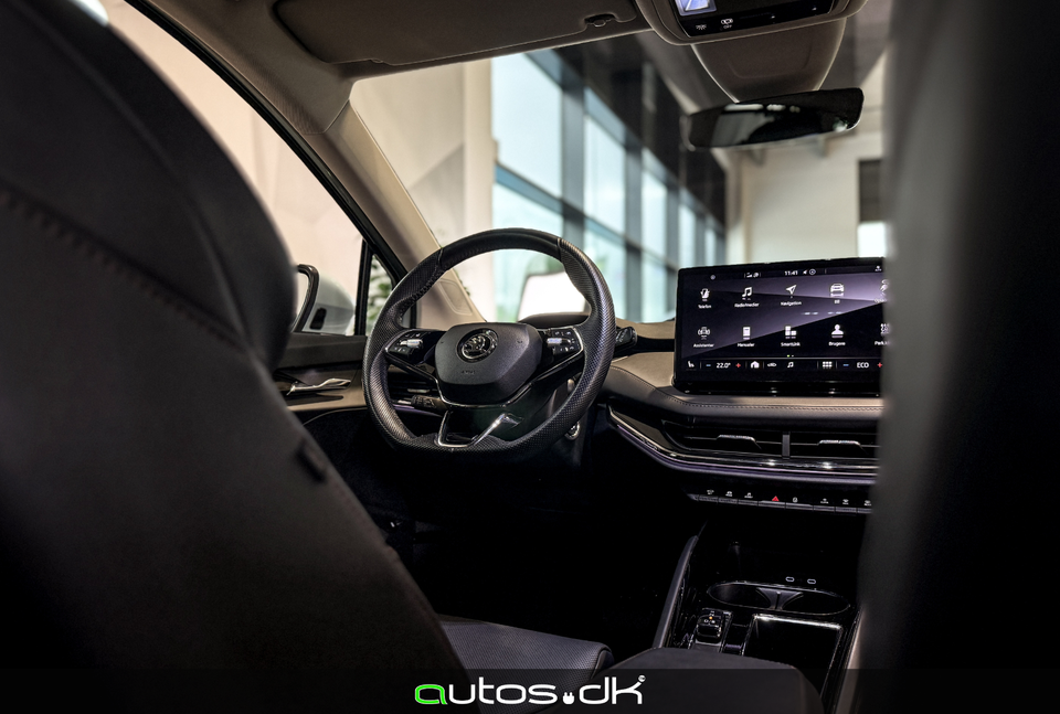 Skoda Enyaq 80 iV Selection Suite 5d