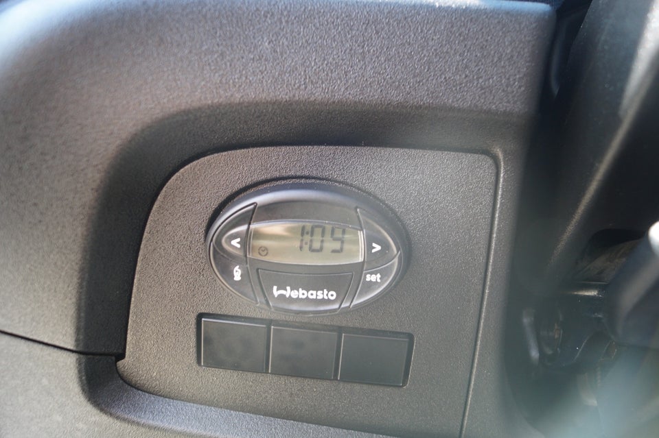 Iveco Daily 2,3 35S16 12m³ Van AG8