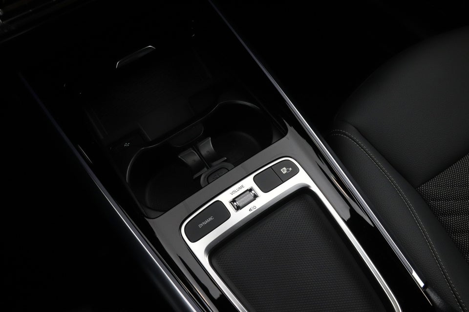 Mercedes EQA300 Progressive 4Matic 5d