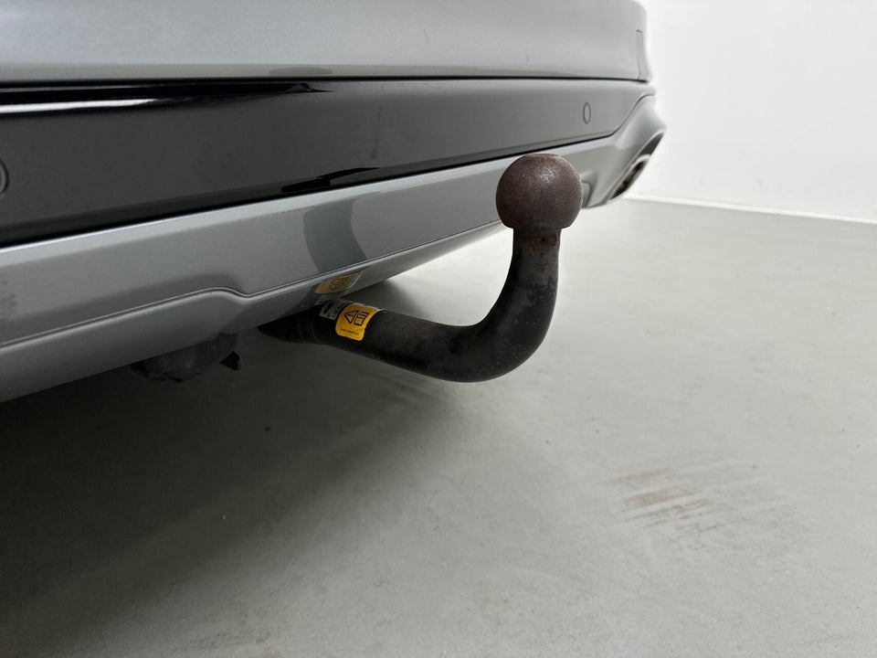 Ford Kuga 2,5 PHEV Vignale CVT 5d