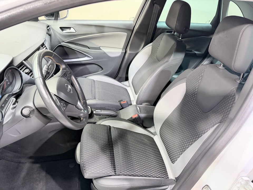 Opel Crossland X 1,2 T 110 Sport 5d