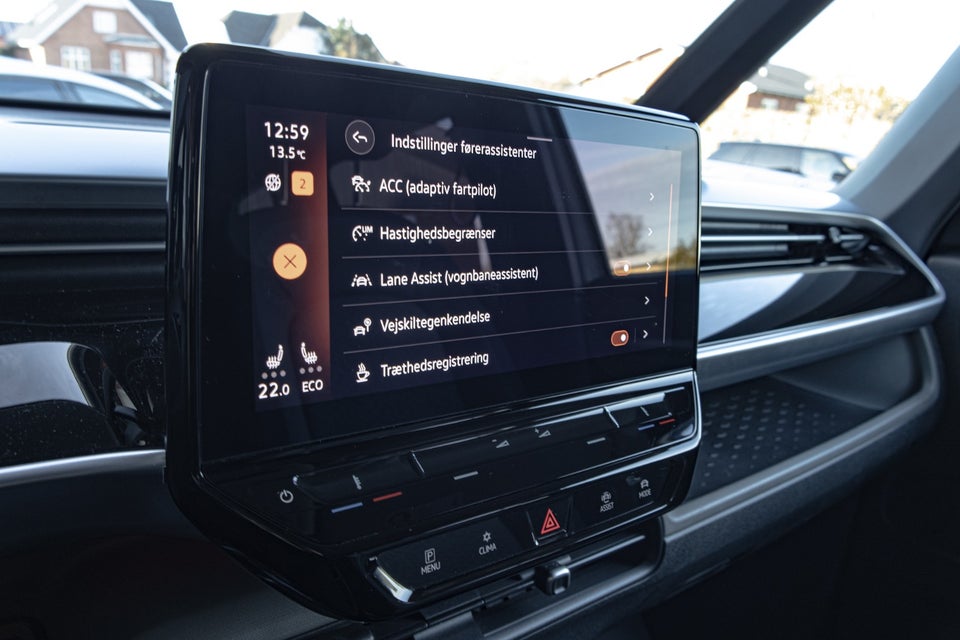 VW ID.Buzz 77 Pro SWB 5d