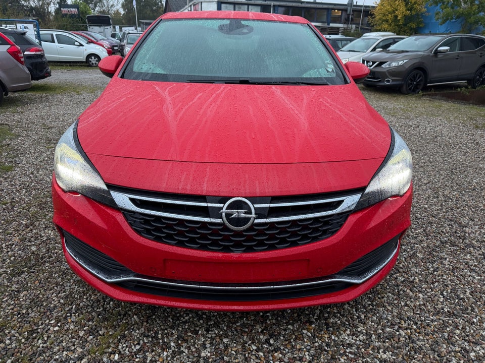 Opel Astra 1,6 T 200 OPC Line 5d