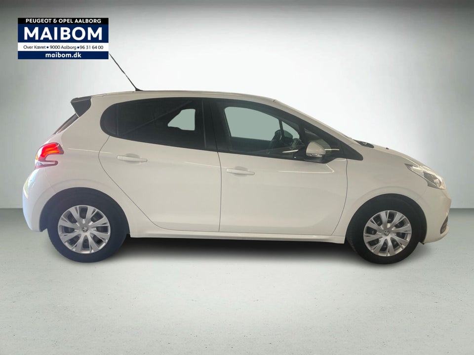 Peugeot 208 1,2 VTi 82 Strike 5d
