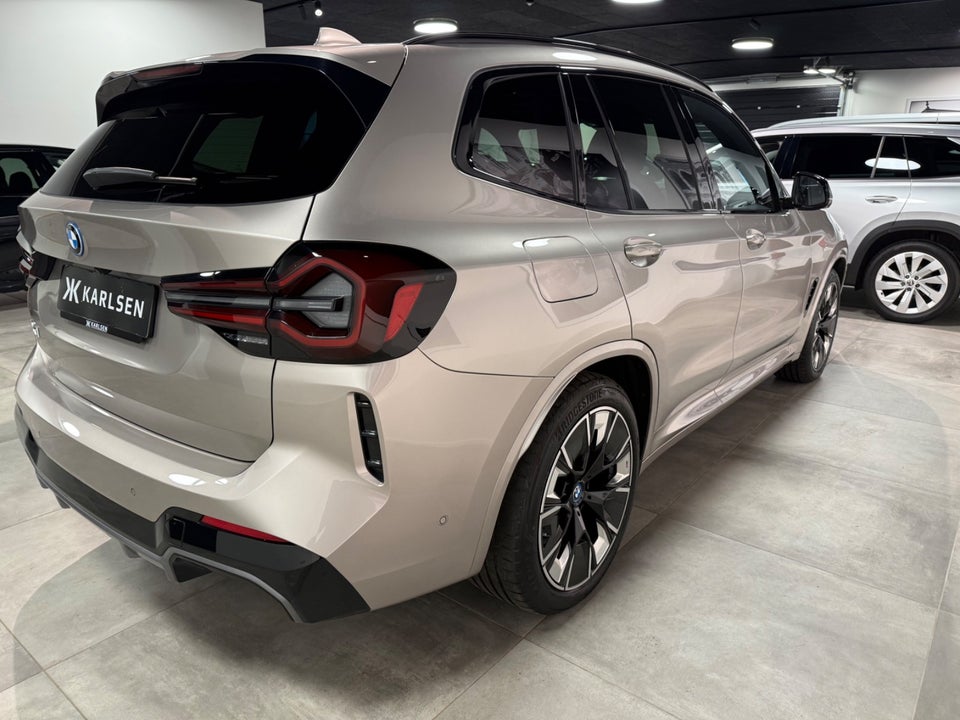 BMW iX3 Charged Plus M-Sport 5d