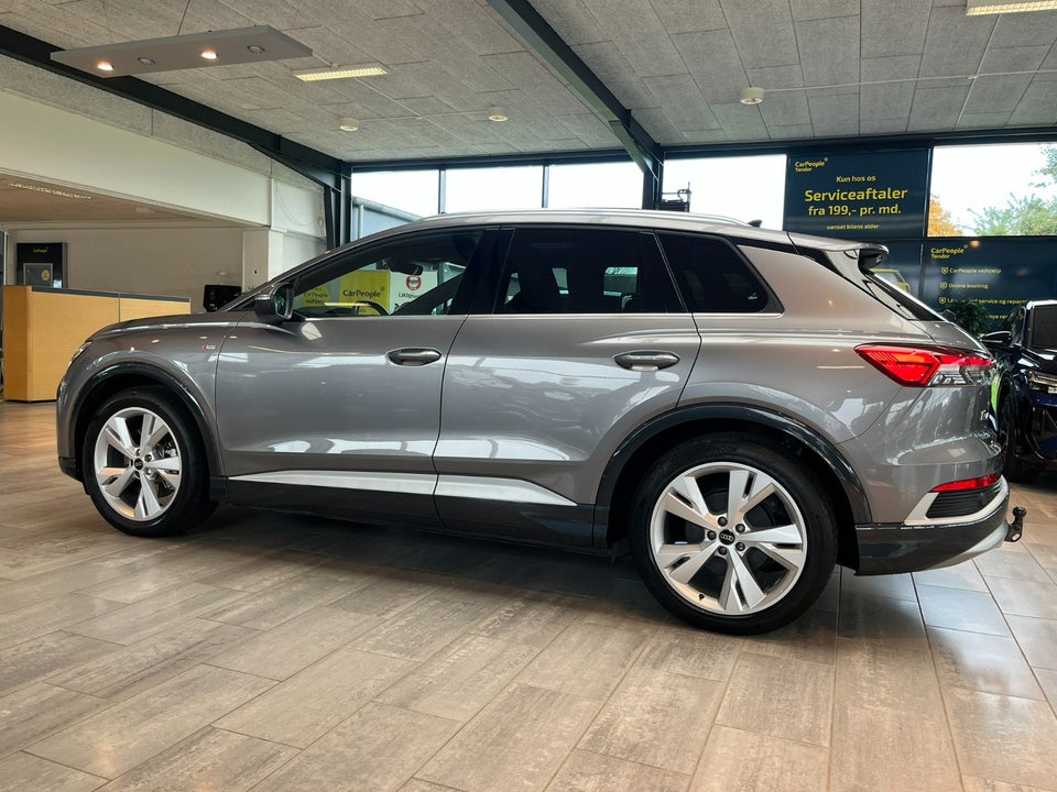 Audi Q4 e-tron 45 S-line 5d