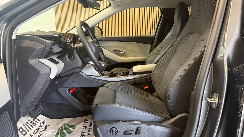 Ford Explorer 79 Select Extended Range 5d
