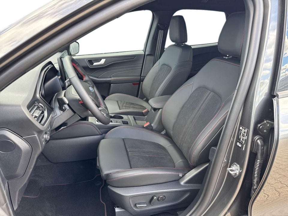 Ford Kuga 2,5 PHEV ST-Line X CVT 5d