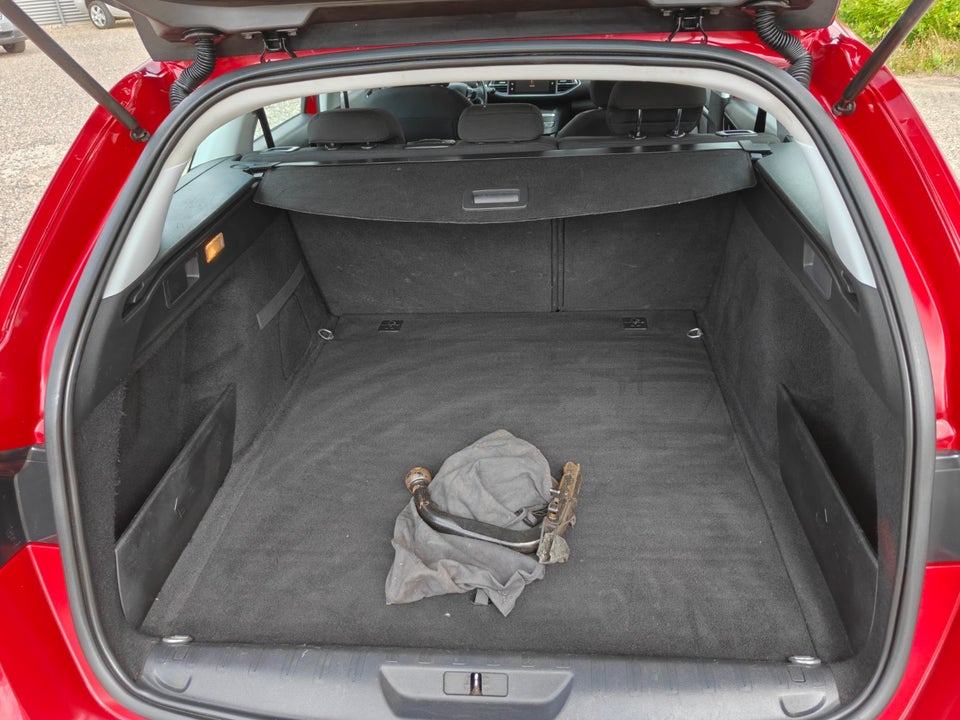 Peugeot 308 1,6 BlueHDi 120 Active SW 5d