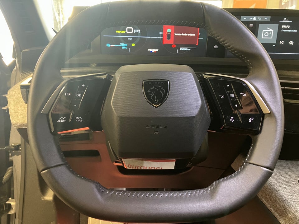 Peugeot e-5008 77 Allure 7prs 5d