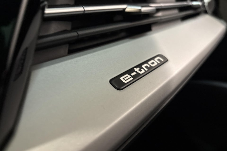 Audi Q4 e-tron 45 S-line Edition 5d