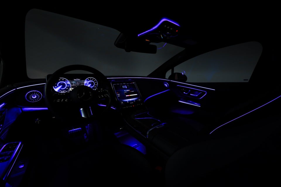 Mercedes EQE350 AMG Line 4d