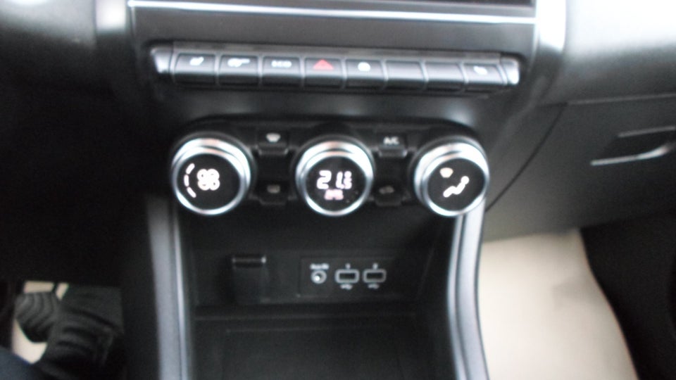 Renault Captur 1,0 TCe 100 Zen 5d