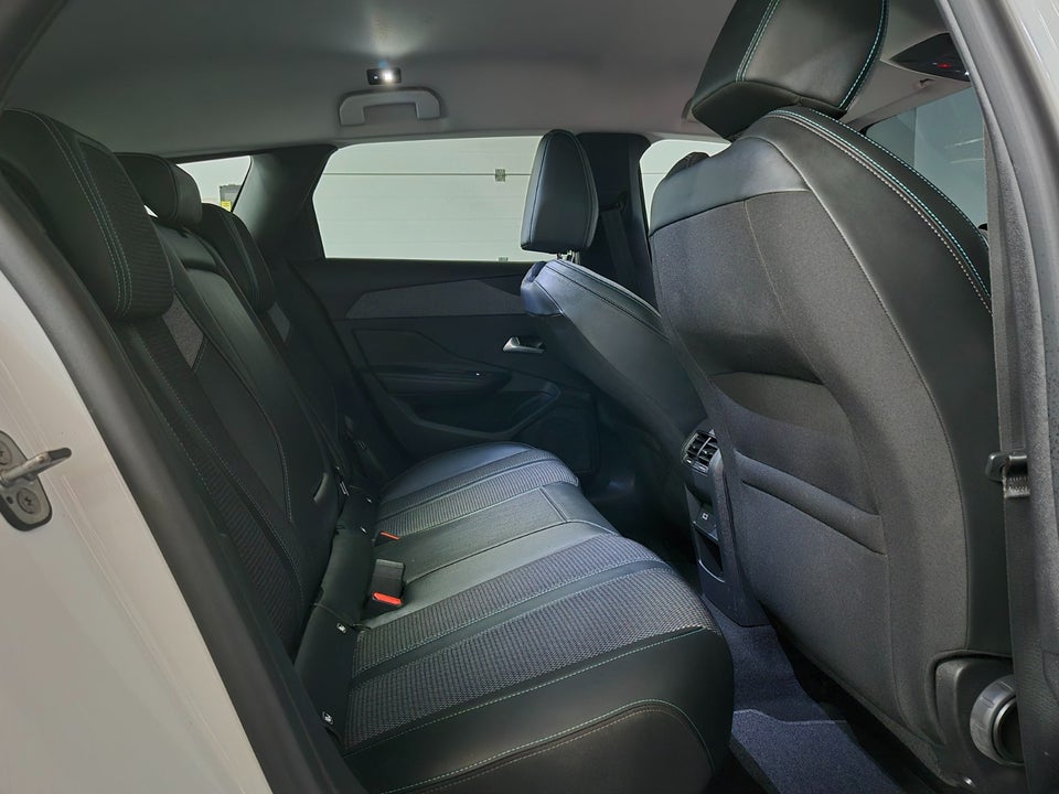 Peugeot 308 1,6 Hybrid Allure Pack SW EAT8 5d